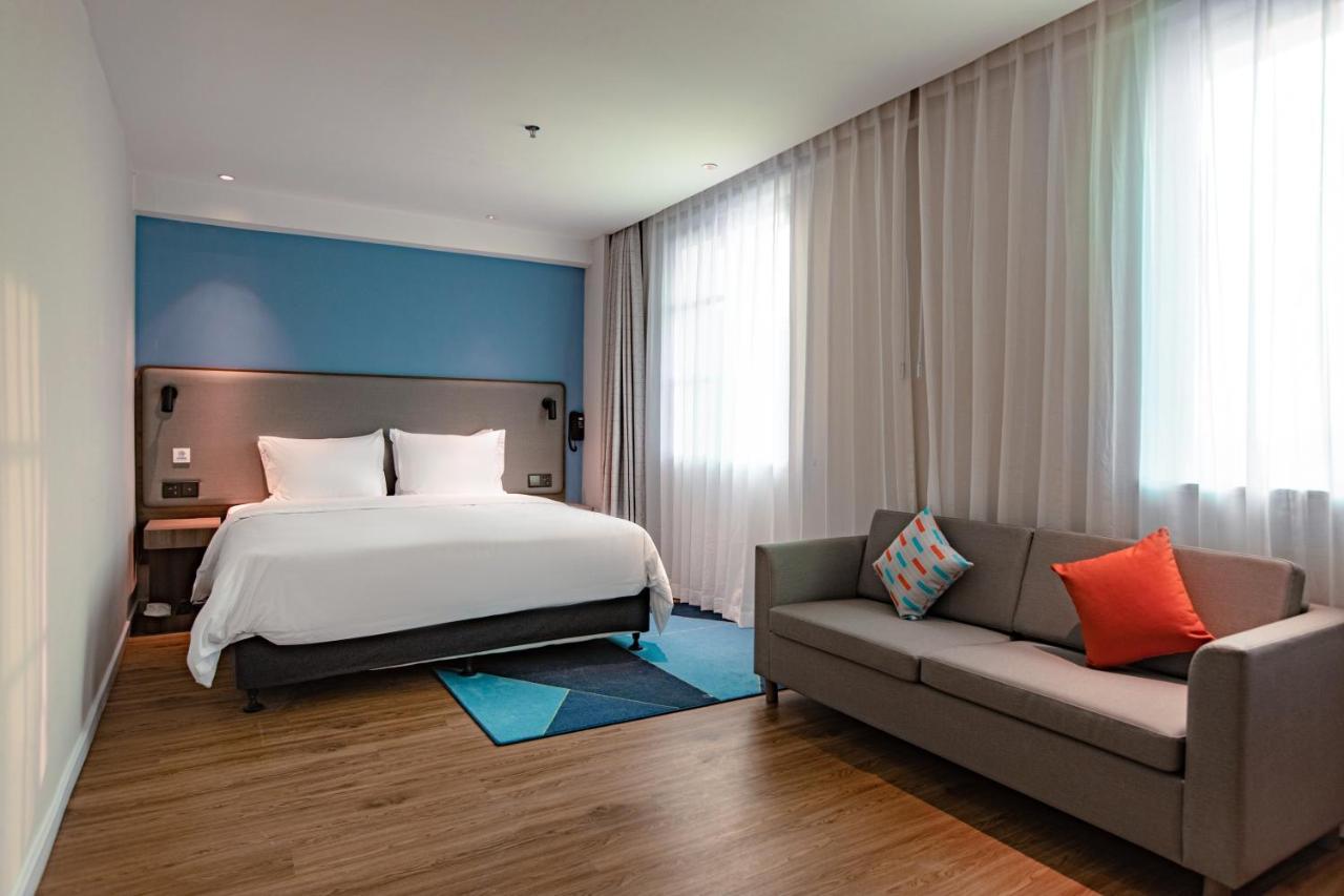 Holiday Inn Express Shantou City Center By Ihg Экстерьер фото
