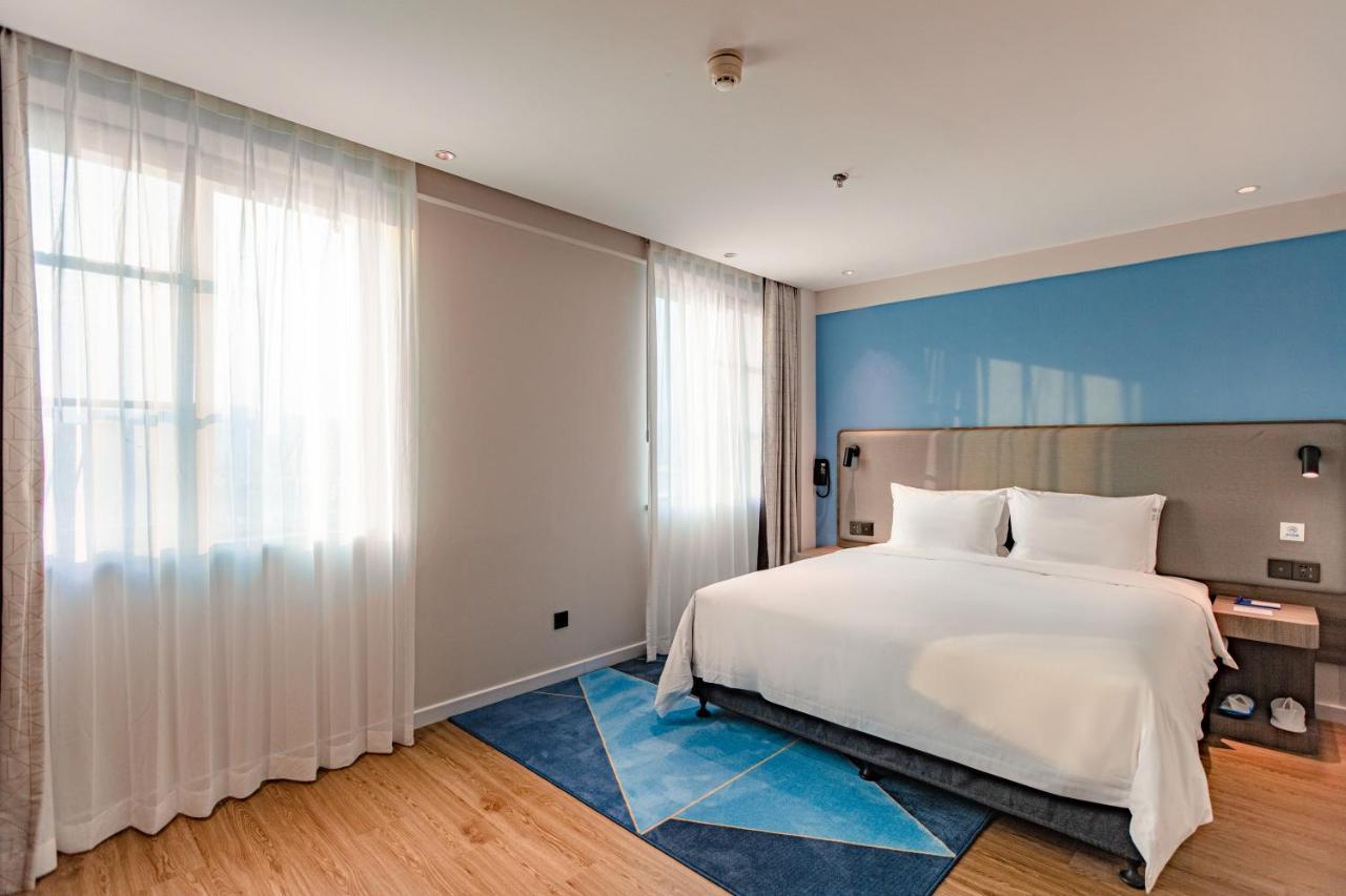 Holiday Inn Express Shantou City Center By Ihg Экстерьер фото