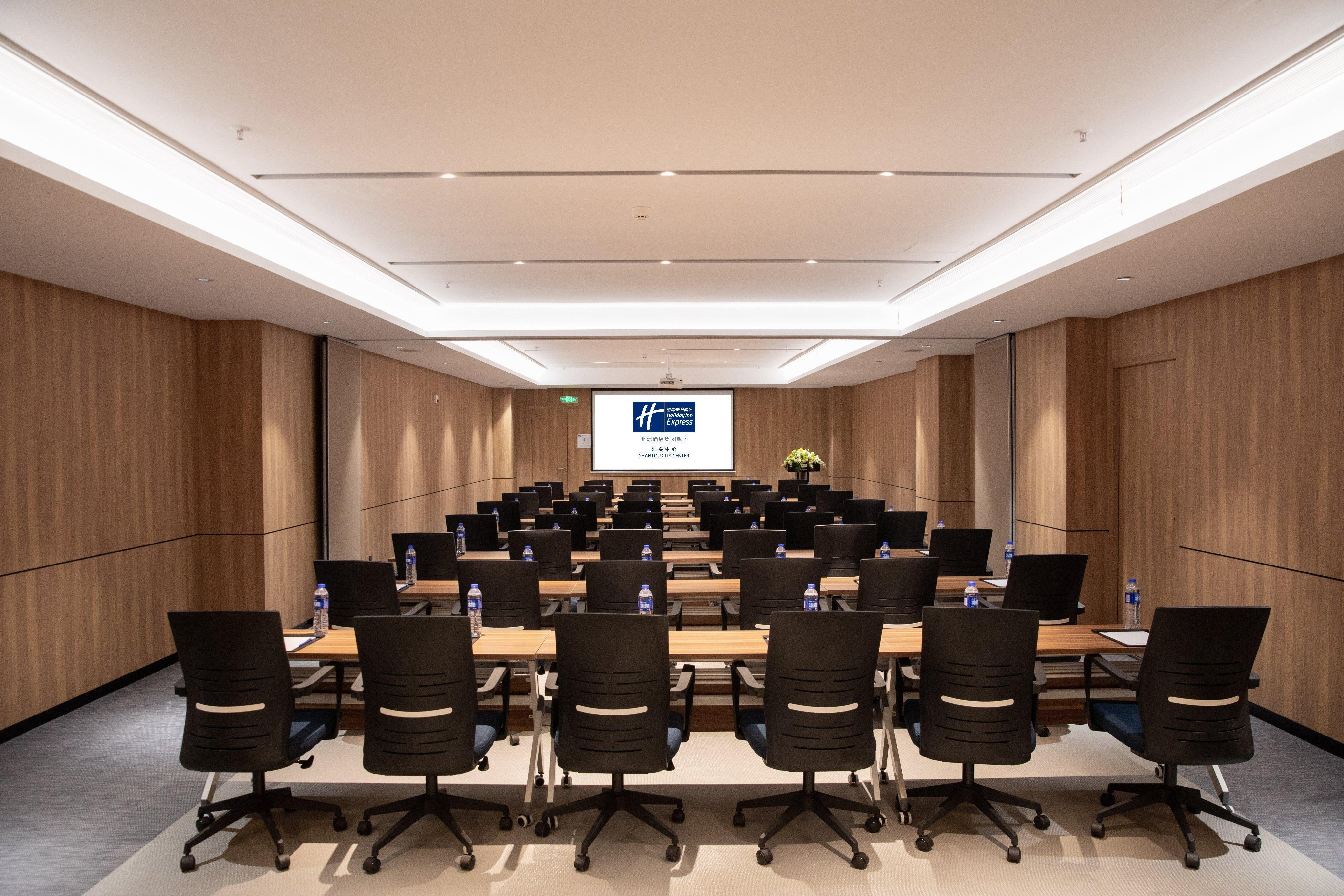Holiday Inn Express Shantou City Center By Ihg Экстерьер фото